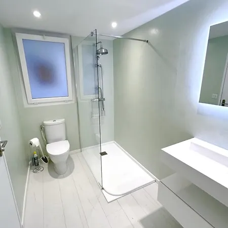 Casa vacanze Characterful House Modern Natural Elegance